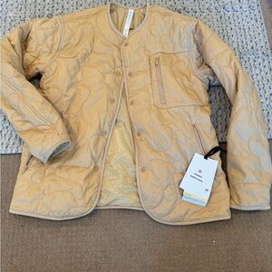New with tags Lululemon insulated quilted jacket.